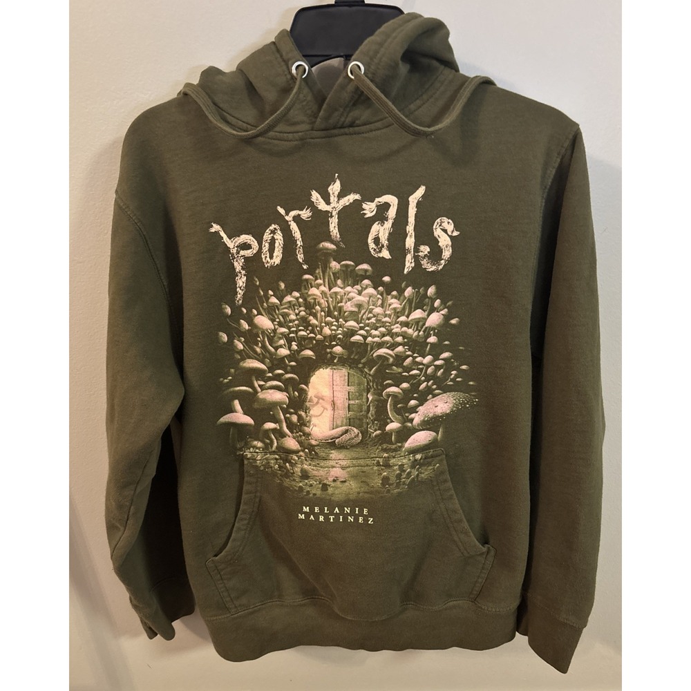 Melanie Martinez Portals  Mushroom Hoodie Sweatshirt Green Size S SMALL